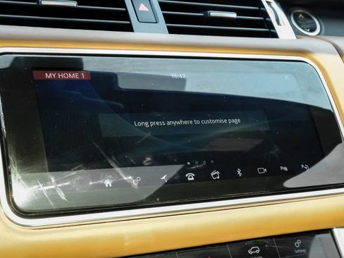 Used 2020 Land Rover Range Rover Sport SVR AWD/4WD image 32