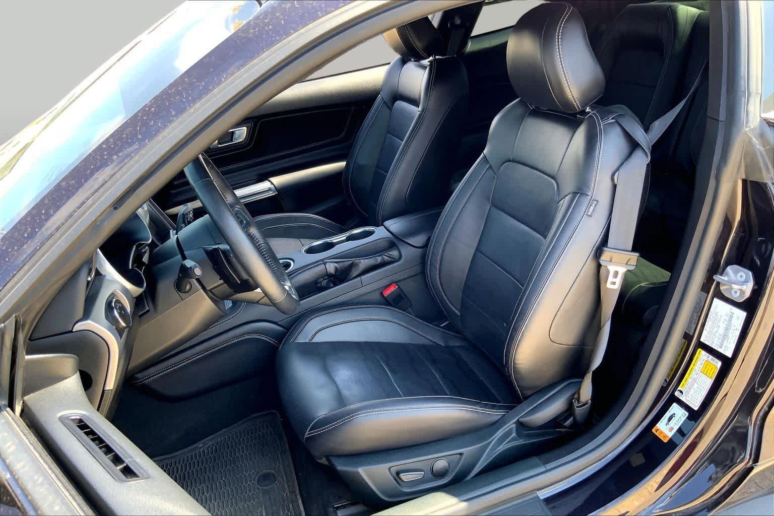 Used 2023 Ford Mustang GT Premium w/ Equipment Group 401A RWD image 8