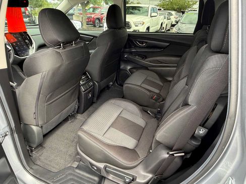 Certified 2025 Subaru Ascent Premium AWD/4WD image 16
