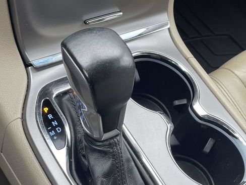 Used 2020 Jeep Grand Cherokee Limited AWD/4WD image 29
