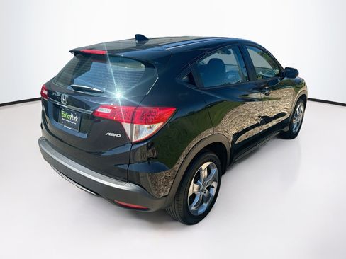 Used 2021 Honda HR-V LX image 9