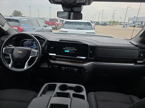Used 2025 Chevrolet Silverado 1500 LT image 13