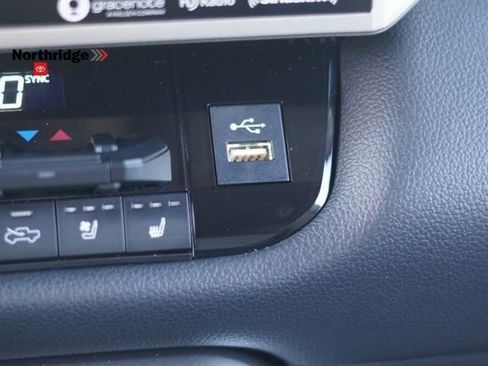 Used 2023 Toyota Tundra Limited image 32