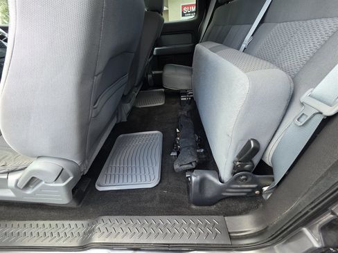 Used 2013 Ford F150 XLT w/ Luxury Equipment Group image 16