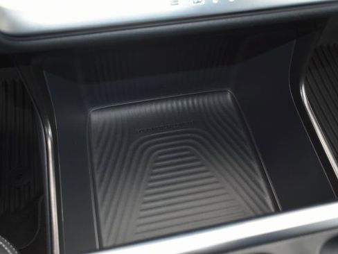 Used 2025 Ford Expedition Platinum w/ Stealth Performance Package image 31