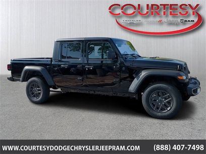 New 2025 Jeep Gladiator Sport