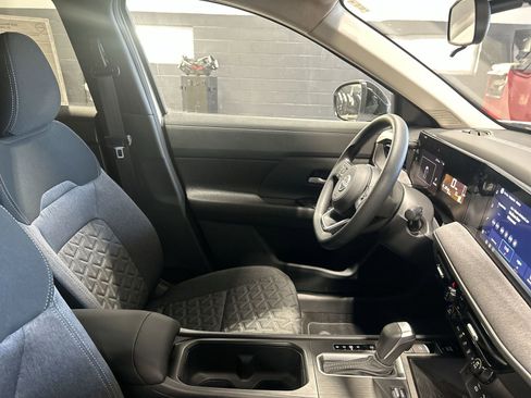 New 2026 Nissan Kicks SV w/ SV Premium Package AWD/4WD image 8