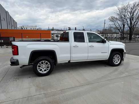 Used 2018 GMC Sierra 1500 SLE w/ SLE Value Package image 6