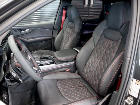 New 2026 Audi Q7 3.0T Prestige image 6