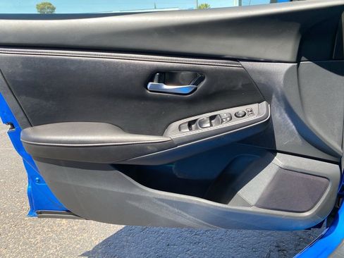 Used 2023 Nissan Sentra SV FWD image 29