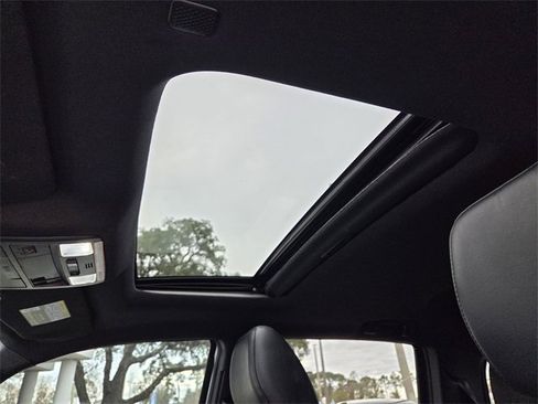 Used 2023 Toyota Tacoma Limited image 28