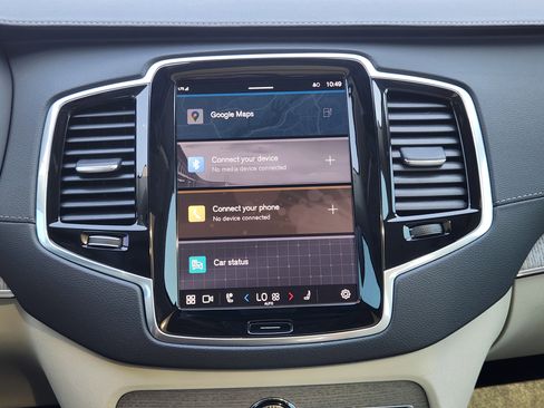 Certified 2025 Volvo XC90 T8 Ultra w/ Protection Package Premier image 19