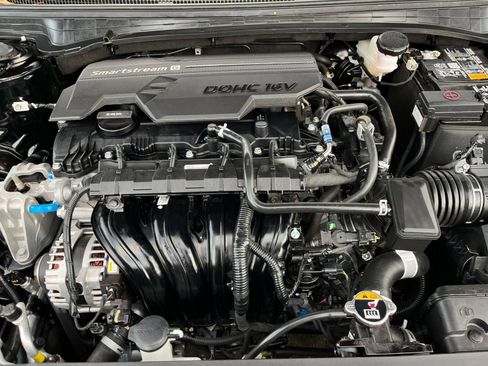 Used 2025 Kia K4 LXS image 33