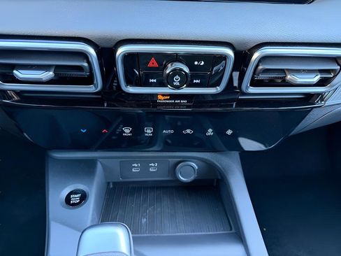 New 2026 Nissan Sentra SV image 21