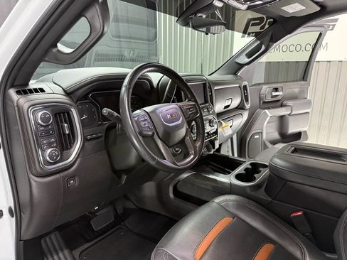 Used 2022 GMC Sierra 2500 AT4 w/ AT4 Premium Plus Package AWD/4WD image 20