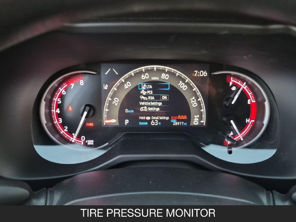 Used 2024 Toyota RAV4 LE AWD/4WD image 19