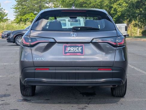 Used 2025 Honda HR-V LX image 7