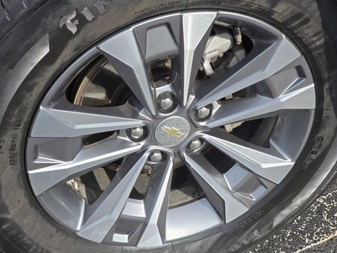 Used 2025 Chevrolet Equinox LT image 14