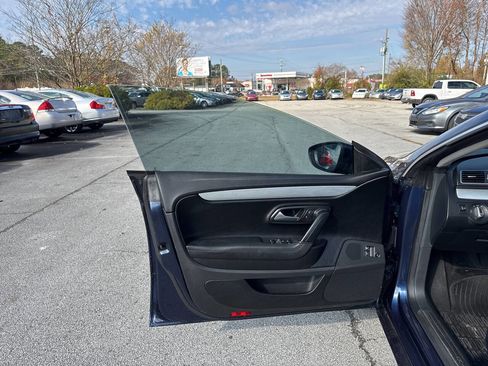 Used 2016 Volkswagen CC Sport image 12