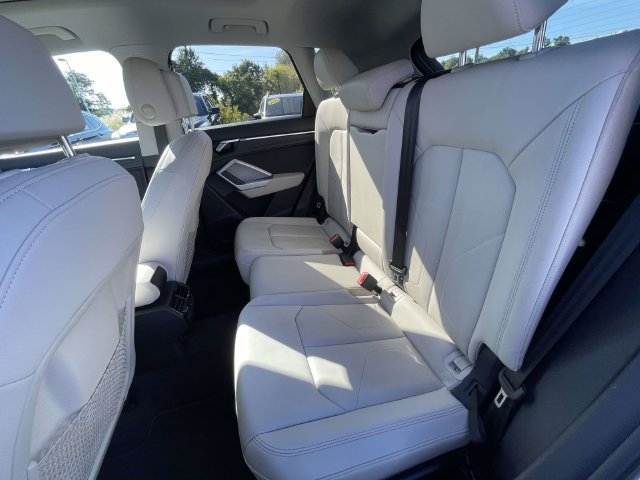 Used 2021 Audi Q3 2.0T Premium w/ Convenience Package AWD/4WD image 13