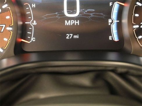 New 2026 Jeep Compass Latitude image 37