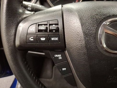 Used 2013 MAZDA MAZDA3 i Touring image 18