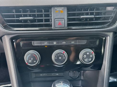 Certified 2024 Volkswagen Taos S FWD image 14