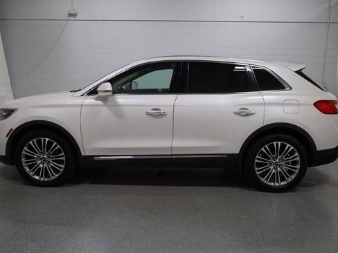 Used 2016 Lincoln MKX Reserve w/ Climate Package image 2