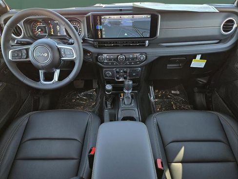 New 2026 Jeep Wrangler Unlimited Sahara AWD/4WD image 22