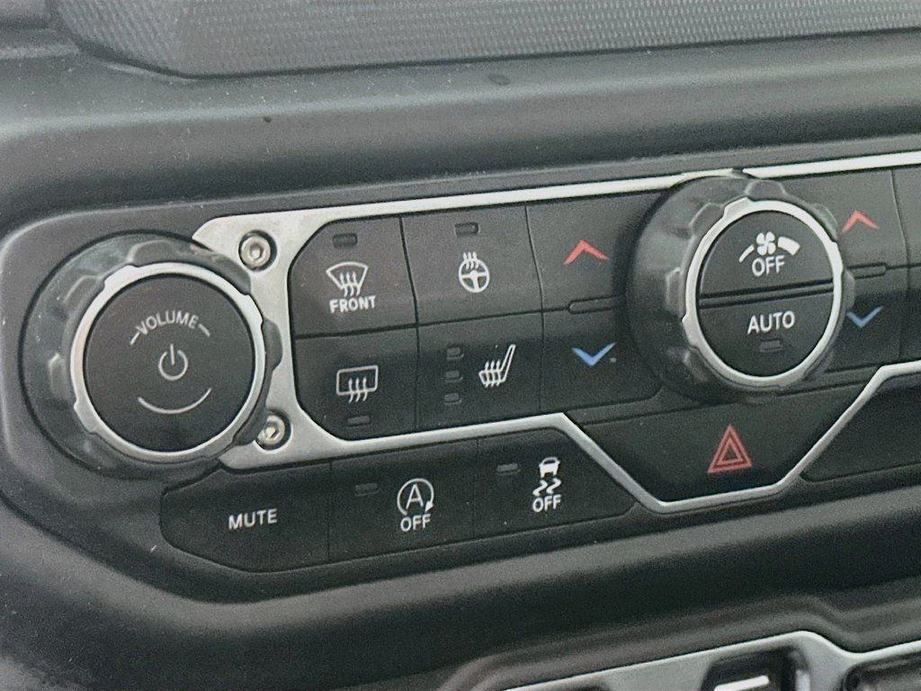 Used 2021 Jeep Gladiator Mojave w/ Cold Weather Group AWD/4WD image 26