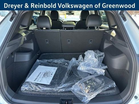 New 2026 Volkswagen Tiguan SE R-Line image 31