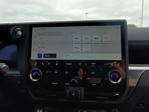 Used 2024 Lexus GX 550 w/ Cold Area Package AWD/4WD image 13
