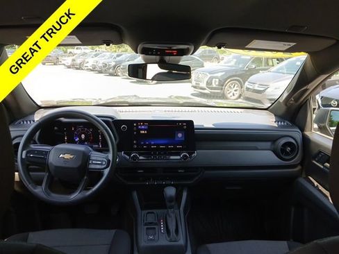 Used 2023 Chevrolet Colorado W/T w/ WT Convenience Package II RWD image 12
