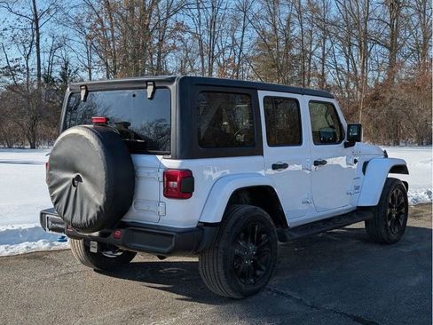 Used 2023 Jeep Wrangler Sahara w/ Cold Weather Group image 5