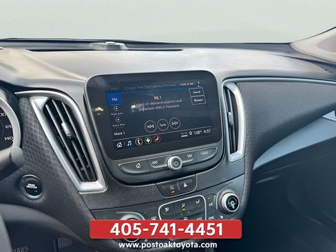 Used 2025 Chevrolet Malibu LT FWD image 19