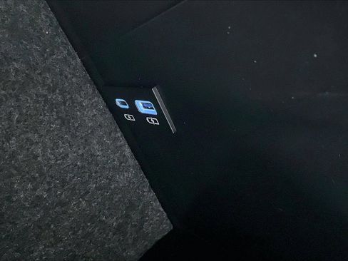 Used 2023 Toyota Tacoma TRD Off-Road image 30