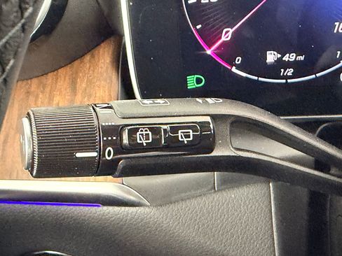 Used 2025 Mercedes-Benz GLC 300 GLC 300 image 17