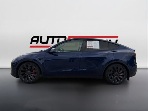 Used 2022 Tesla Model Y Performance AWD/4WD image 7