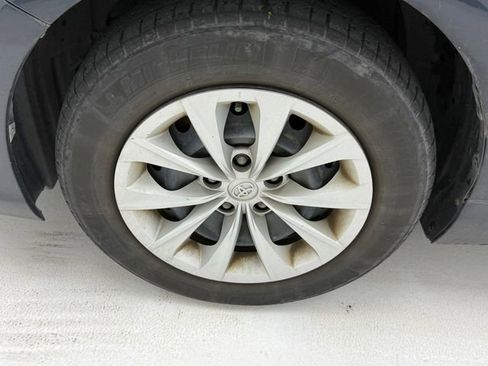 Used 2015 Toyota Camry LE FWD image 7