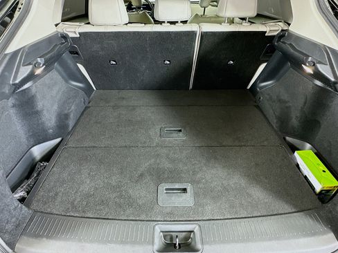 Used 2024 Nissan Ariya FWD image 31