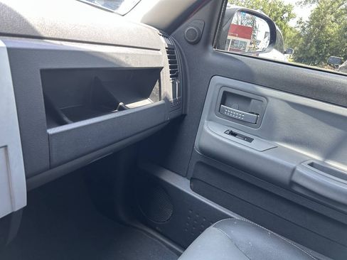 Used 2008 Dodge Dakota Laramie AWD/4WD image 29