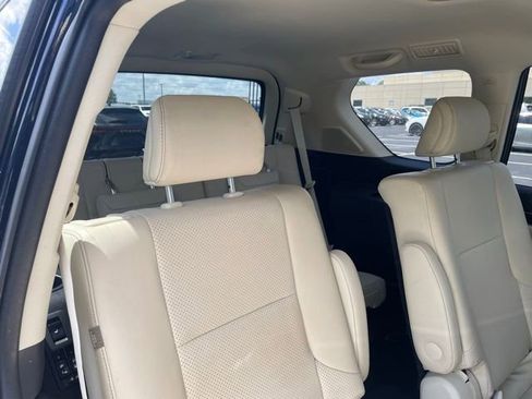 Used 2023 Lexus GX 460 Luxury w/ Sport Design Package AWD/4WD image 6