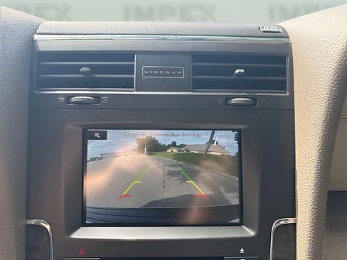 Used 2015 Lincoln Navigator 4WD image 21