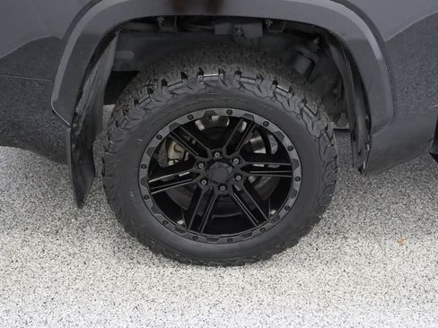 Used 2023 Toyota Tundra Platinum w/ Advanced Package image 6