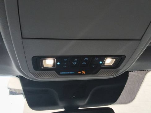 Used 2025 Ford Expedition Active RWD image 39