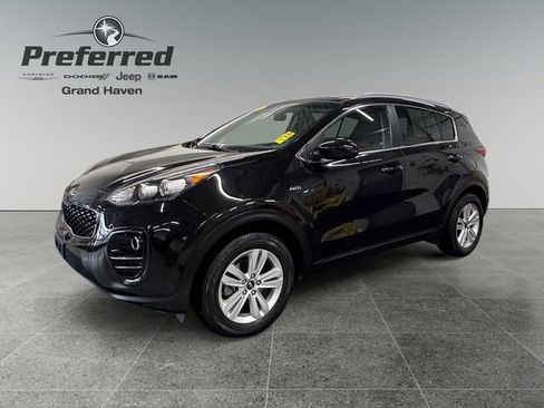 Used 2017 Kia Sportage LX w/ LX Popular Package image 10