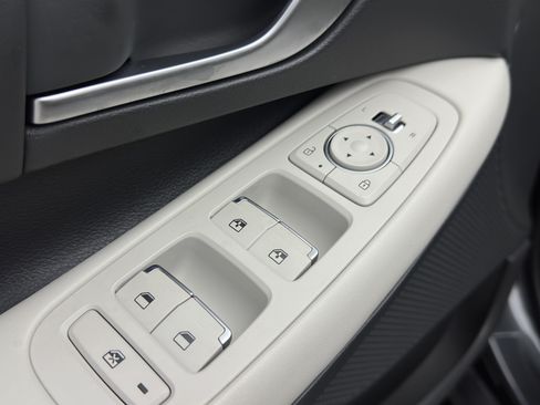 Used 2024 Hyundai Sonata SEL FWD image 12