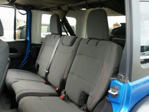 Used 2024 Jeep Wrangler Unlimited Rubicon w/ Safety Group image 27