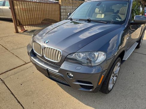 Used 2011 BMW X5 xDrive50i image 16