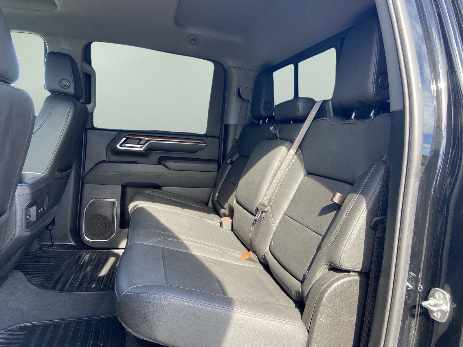 Used 2024 Chevrolet Silverado 3500 LT w/ Midnight Edition AWD/4WD image 14